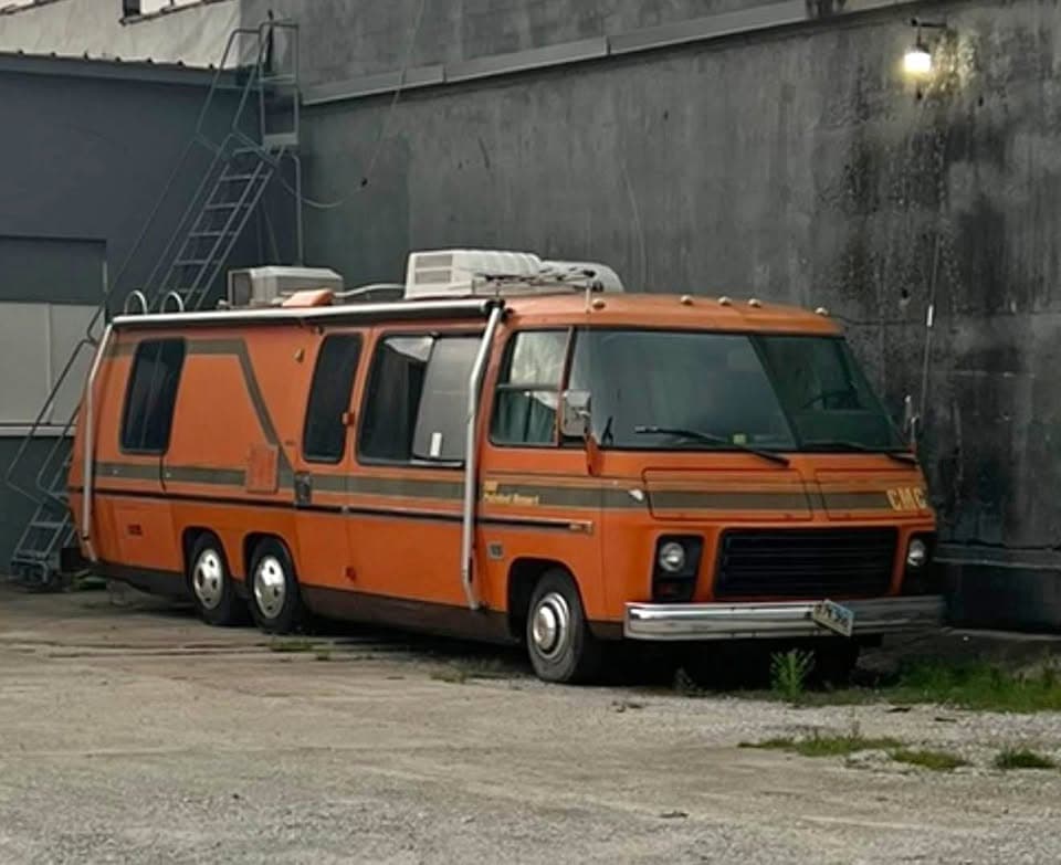 1973 GMC Transmode RV Painted Desert 28